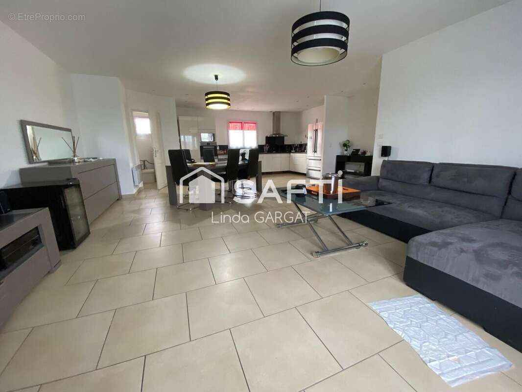 Photo 3 - Maison à SAINT-ETIENNE-DE-FOUGERES