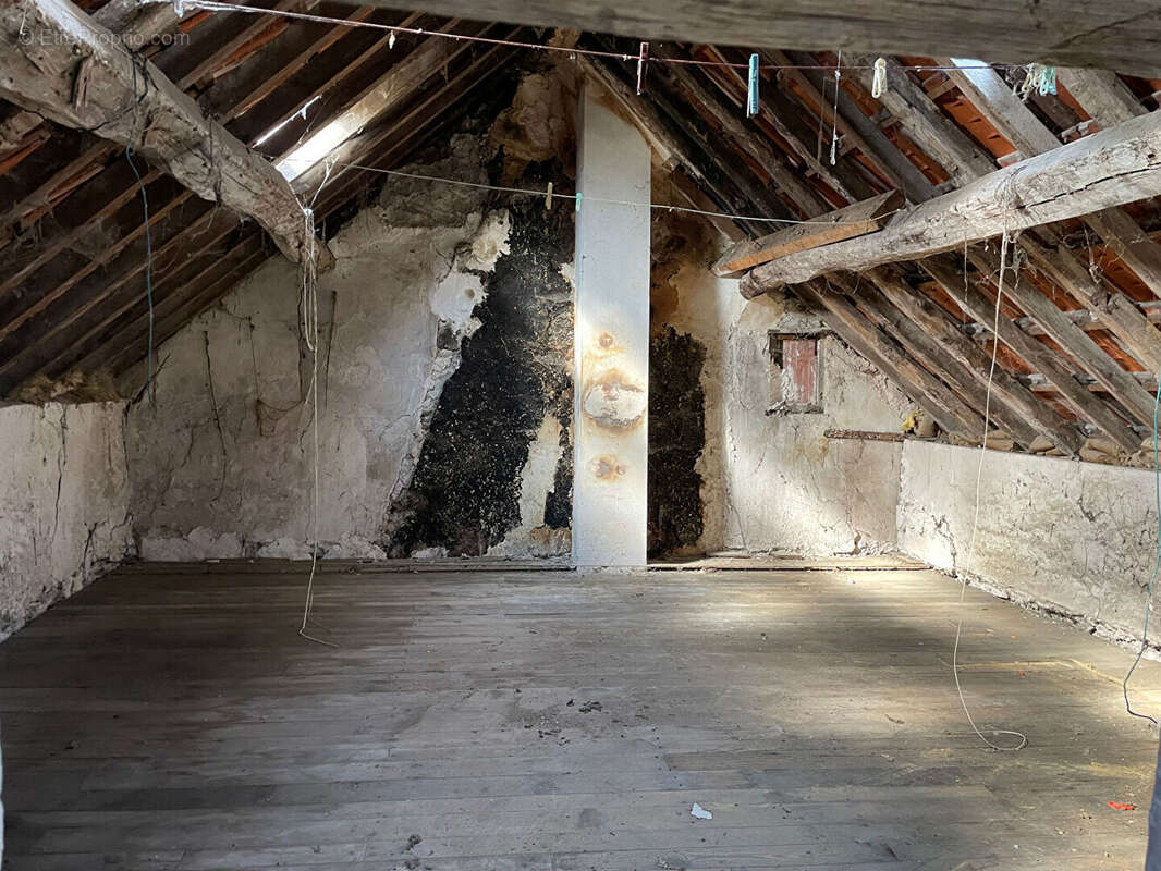 Maison à LIZY-SUR-OURCQ