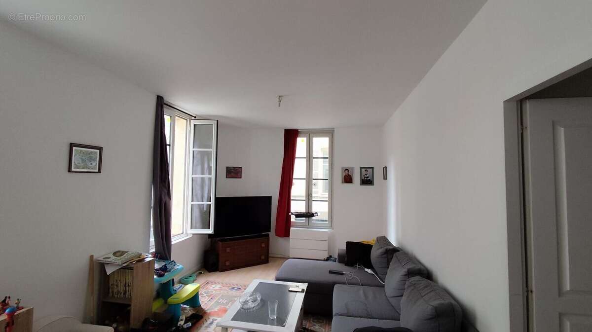 Photo 4 - Appartement à SAINT-JEAN-D'ANGELY