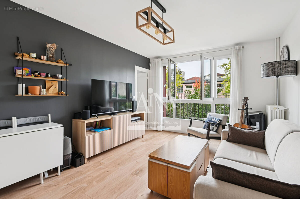 Appartement à NANTERRE