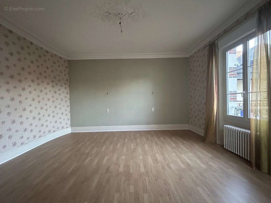 Maison à MORTAGNE-AU-PERCHE