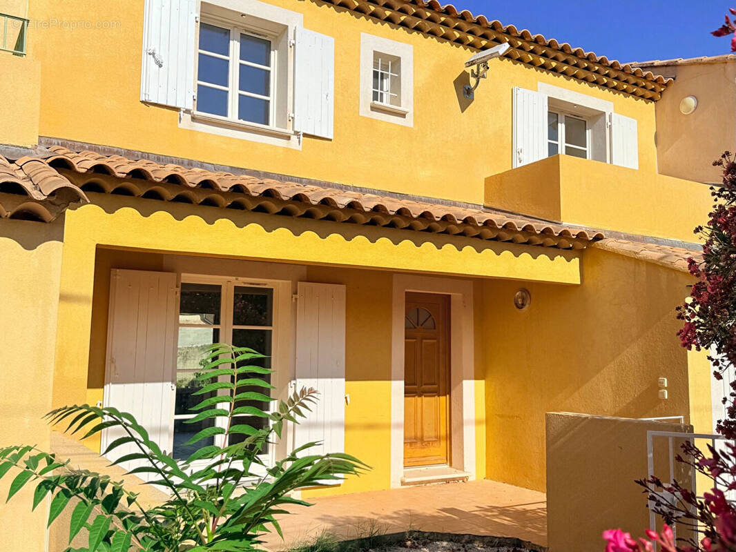 Maison à BOUCHET