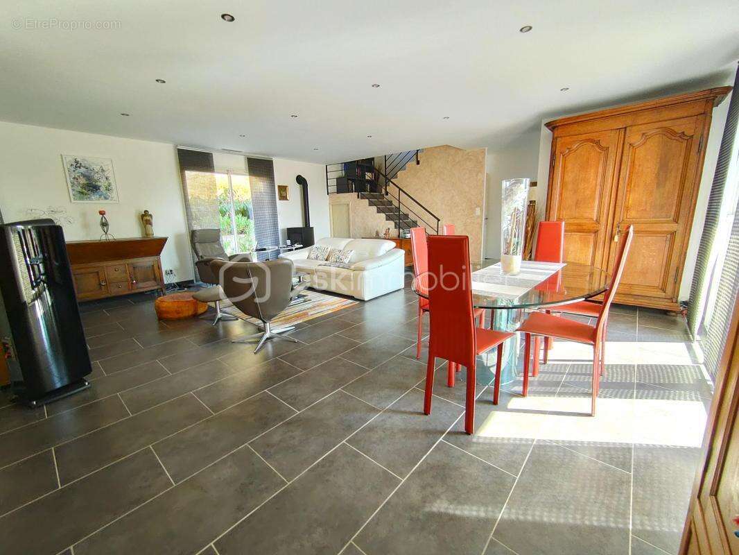 Maison à MONTREDON-DES-CORBIERES