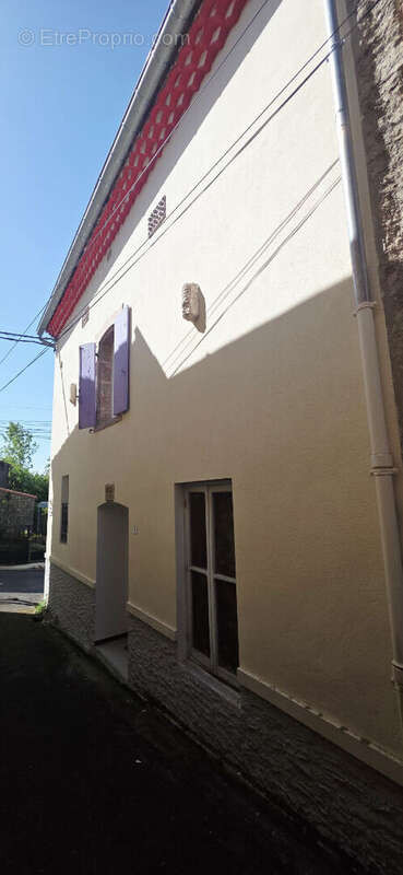 Maison à SAINT-JULIA-DE-BEC