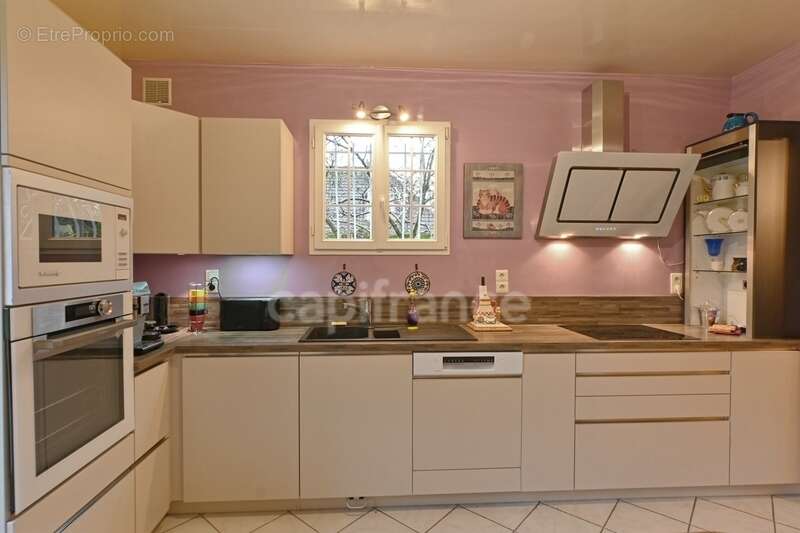 Un havre de paix dans le PARC à 15 mn à pied de la gare : Maison de famille 259 m² - photo 12