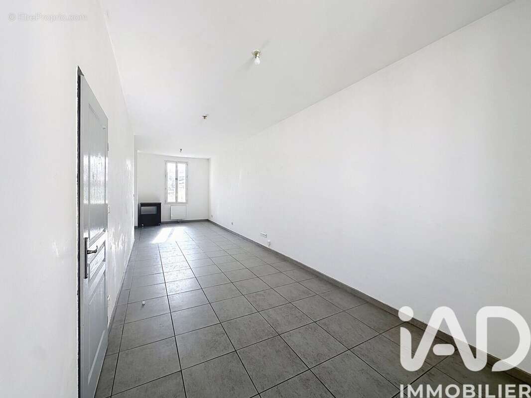 Photo 2 - Appartement à BEAUCAIRE