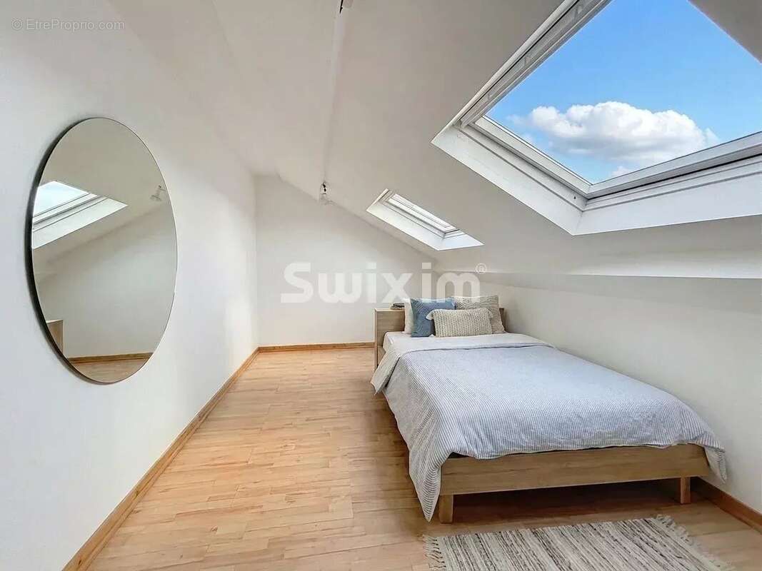 Duplex rénové avec terrasse, jardin et aucune charge de copropriété - photo 11