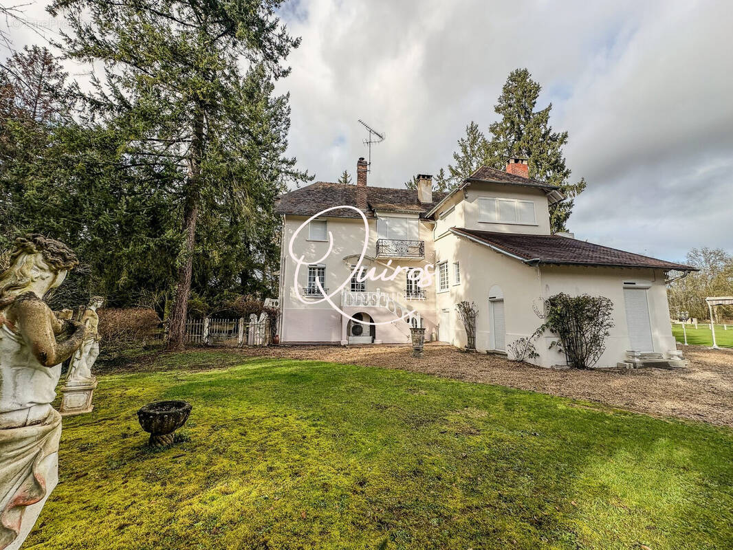 Maison à ANET