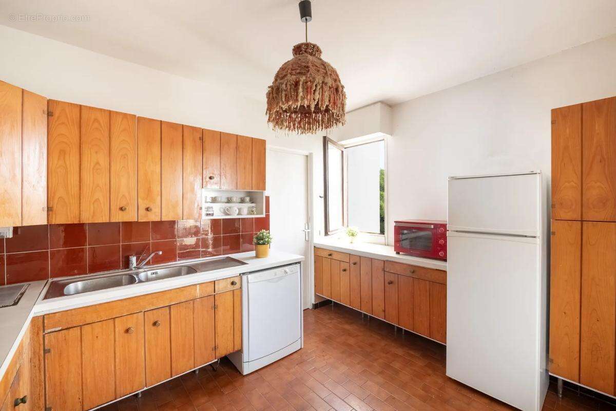 Appartement de 4 pièces de 82 m² situé à Marseille - photo 8