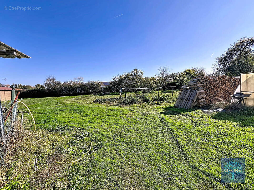 Maison à SAINT-MAIXENT-SUR-VIE