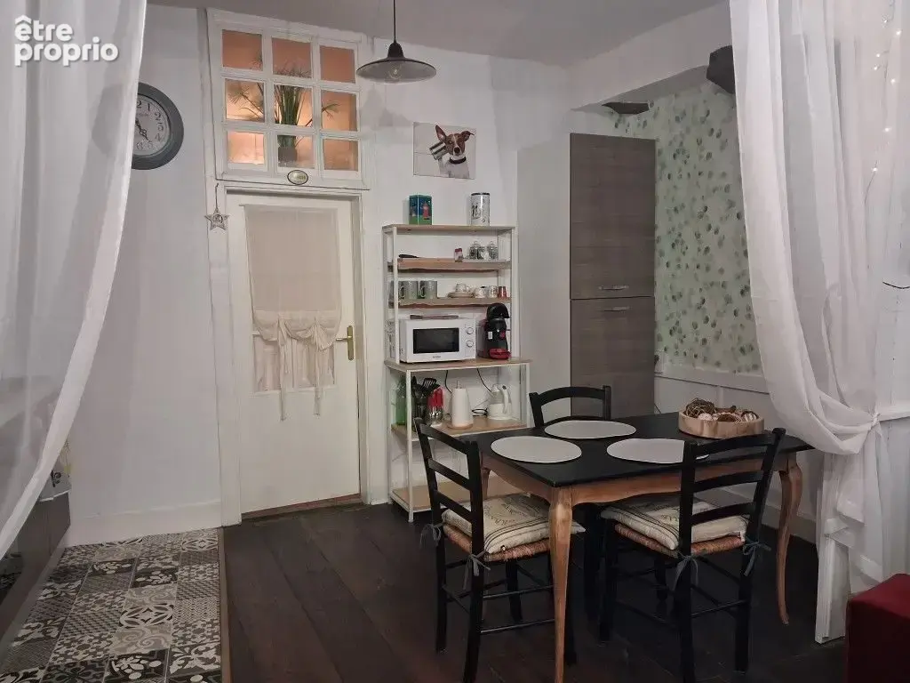 Appartement 110 m² à Saint-Leonard-De-Noblat  - photo 3