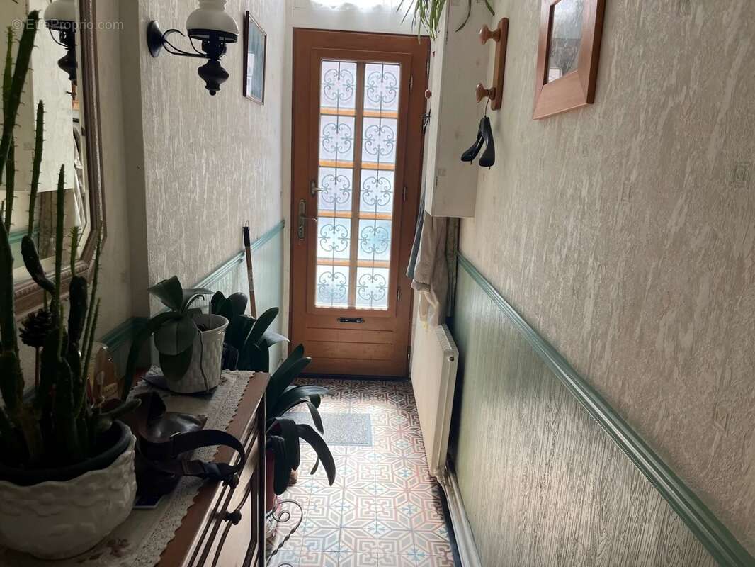 saint Anne proche tous commerces et écoles - photo 11