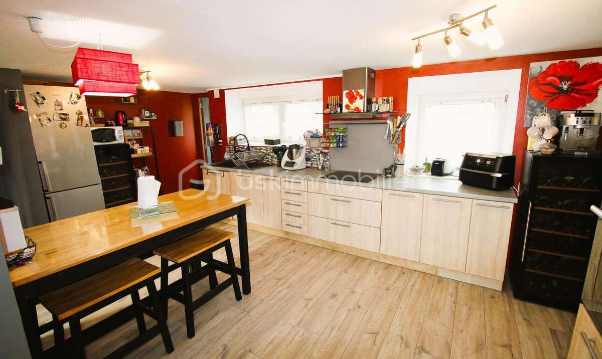 Maison à MENONCOURT