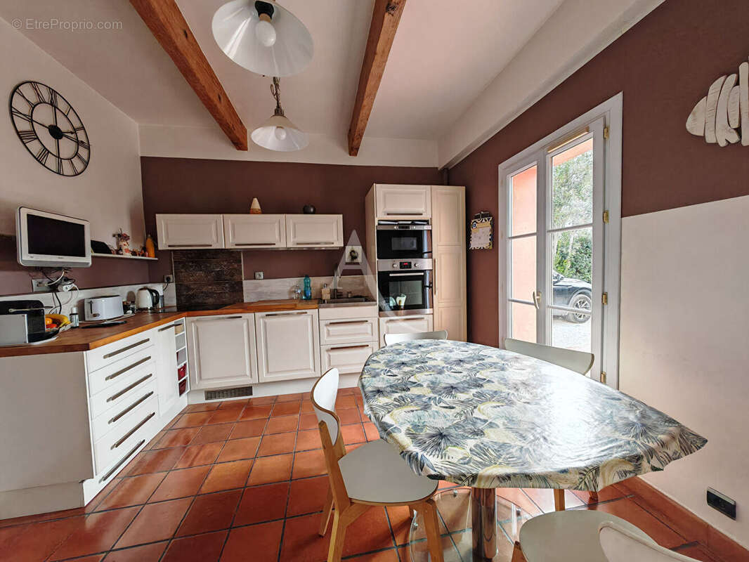 Maison à CARQUEIRANNE