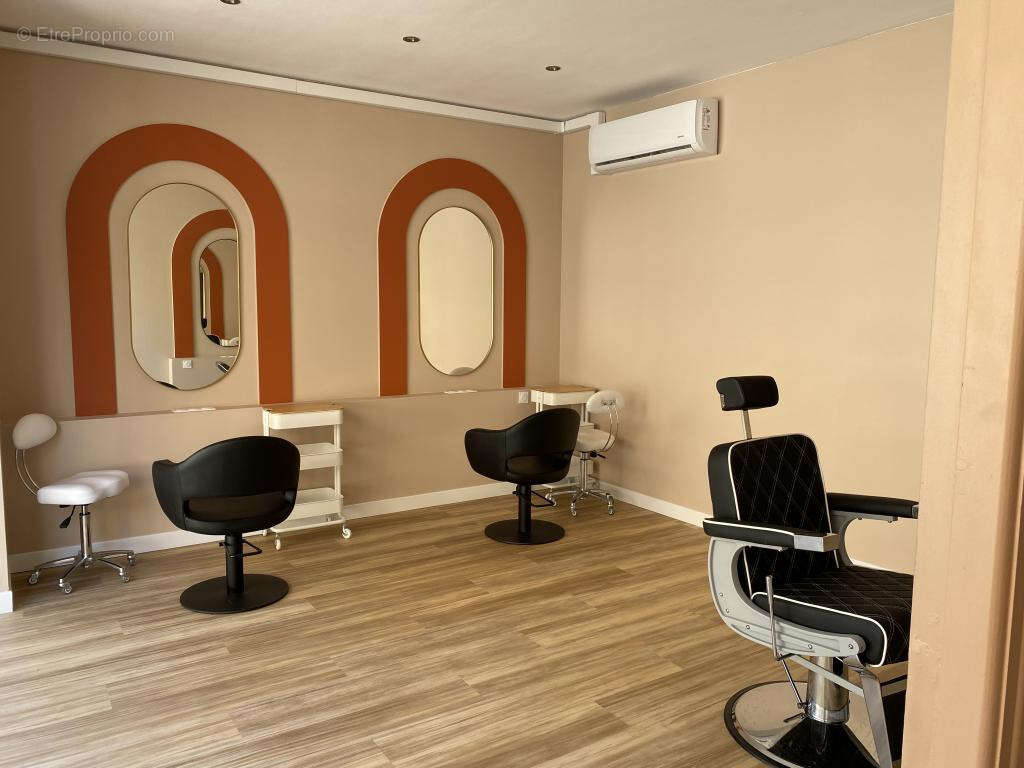 A louer salon de coiffure de 90m2   mouans sartoux   alpes maritimes - photo 12