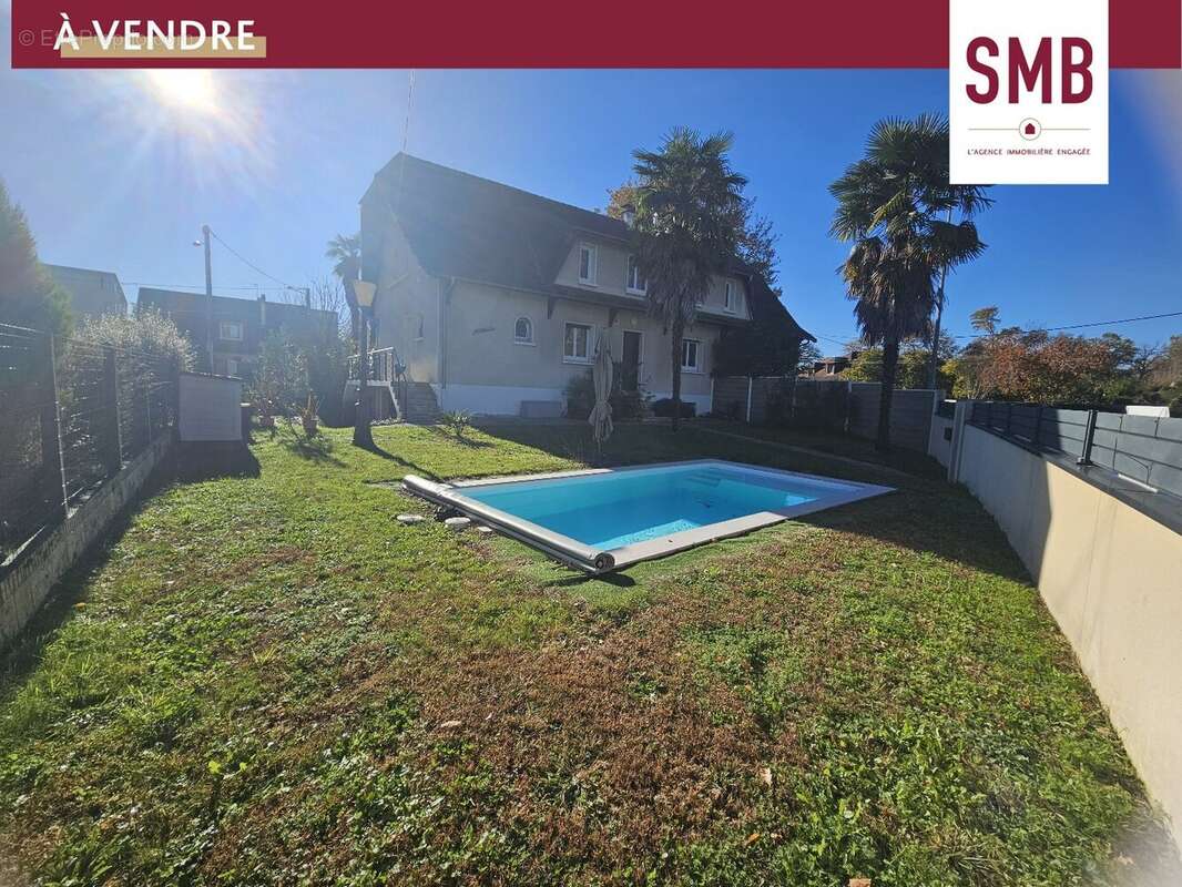 Appartement à BILLERE