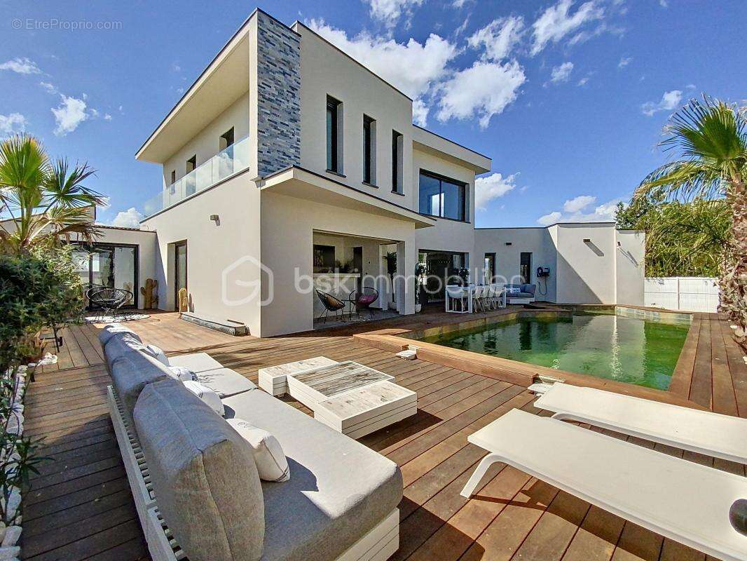 Villa contemporaine - grau d agde - piscine chauffee  et garage - - photo 3