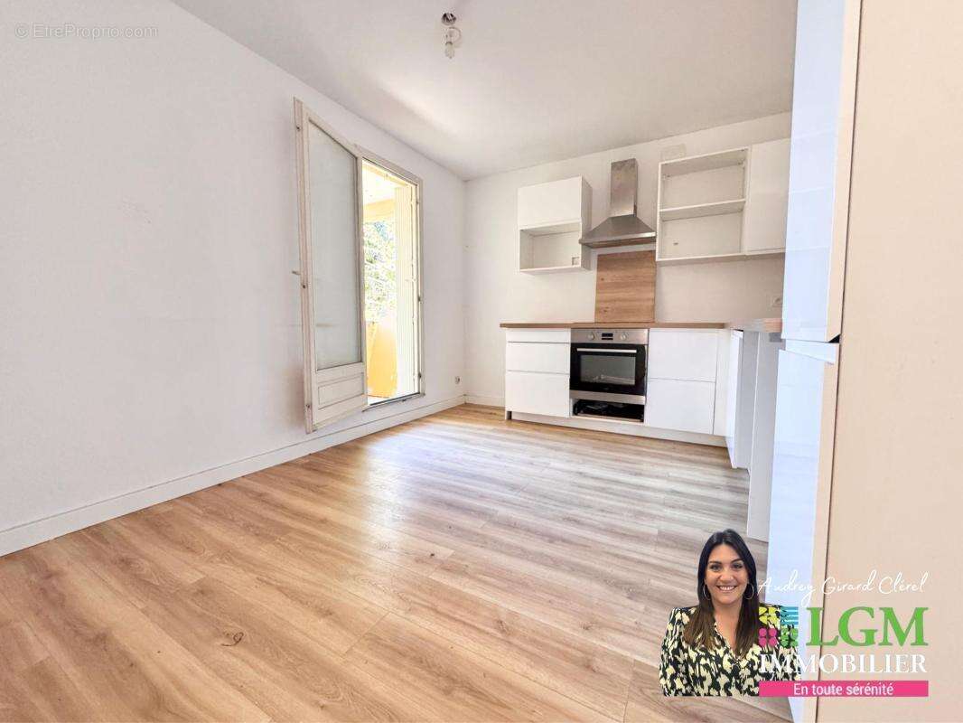 Appartement à LUNEL