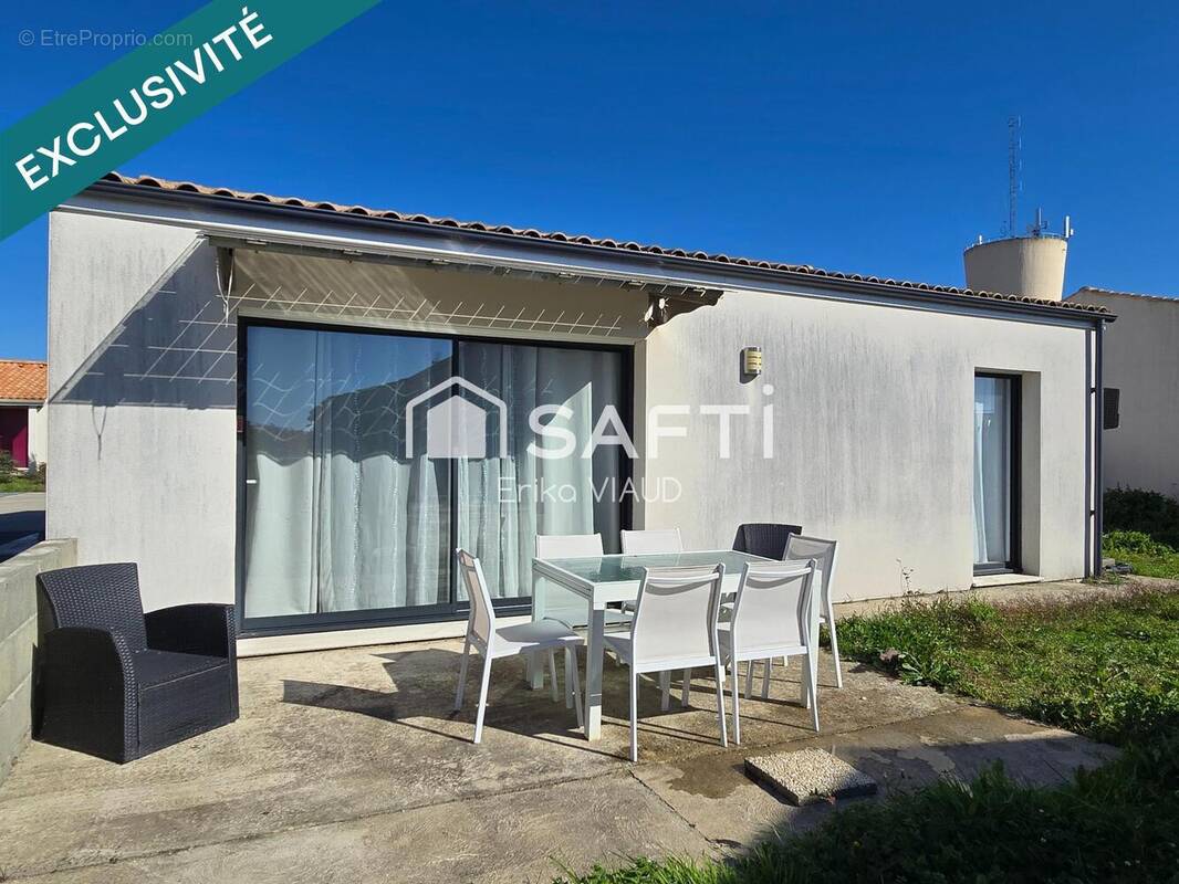 Photo 1 - Maison à SURGERES