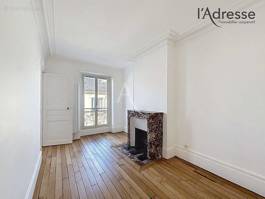 Appartement à SURESNES