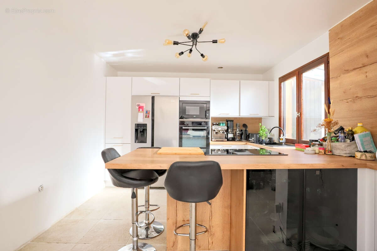 Maison à LA LONDE-LES-MAURES