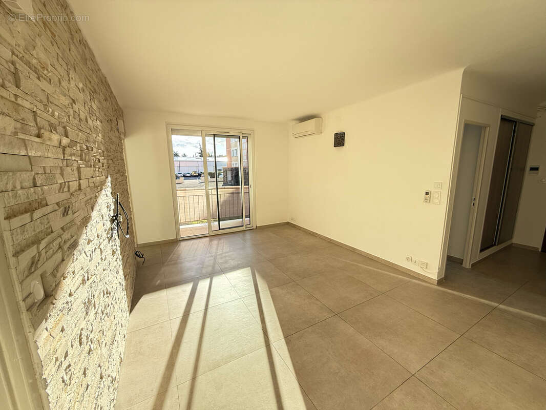 Appartement à FREJUS
