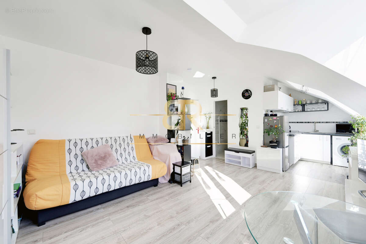 Appartement à PARIS-12E