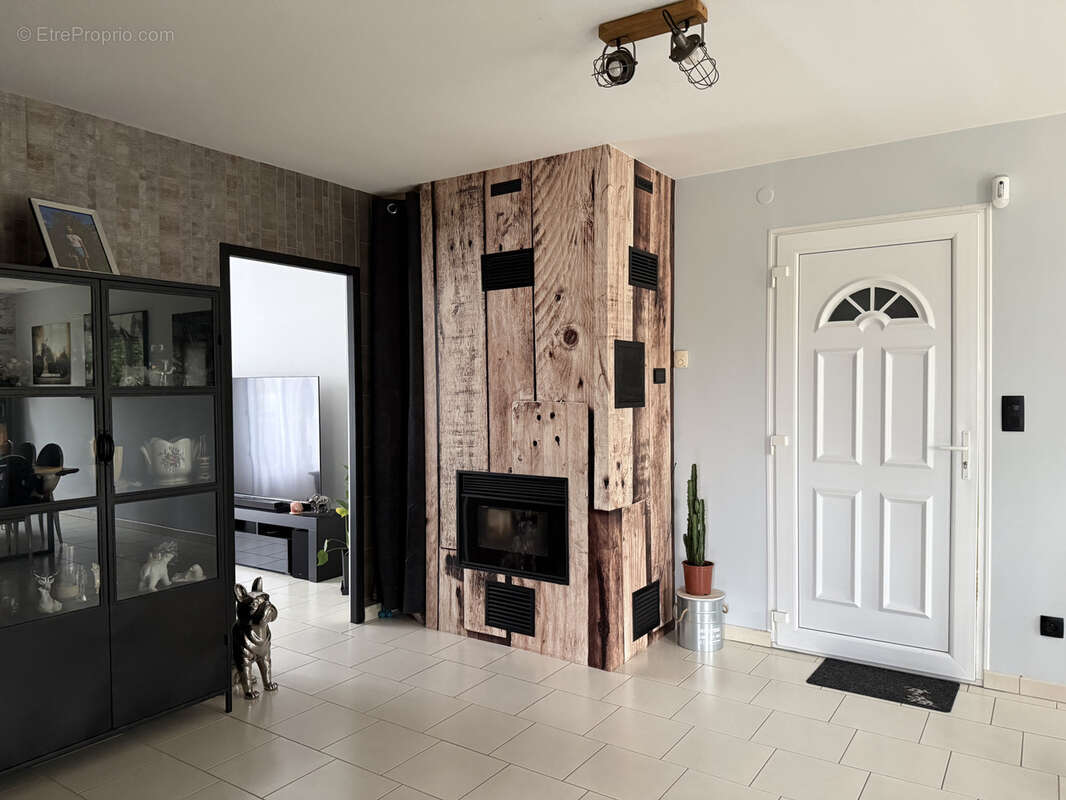 Maison à VILLE-SUR-ILLON