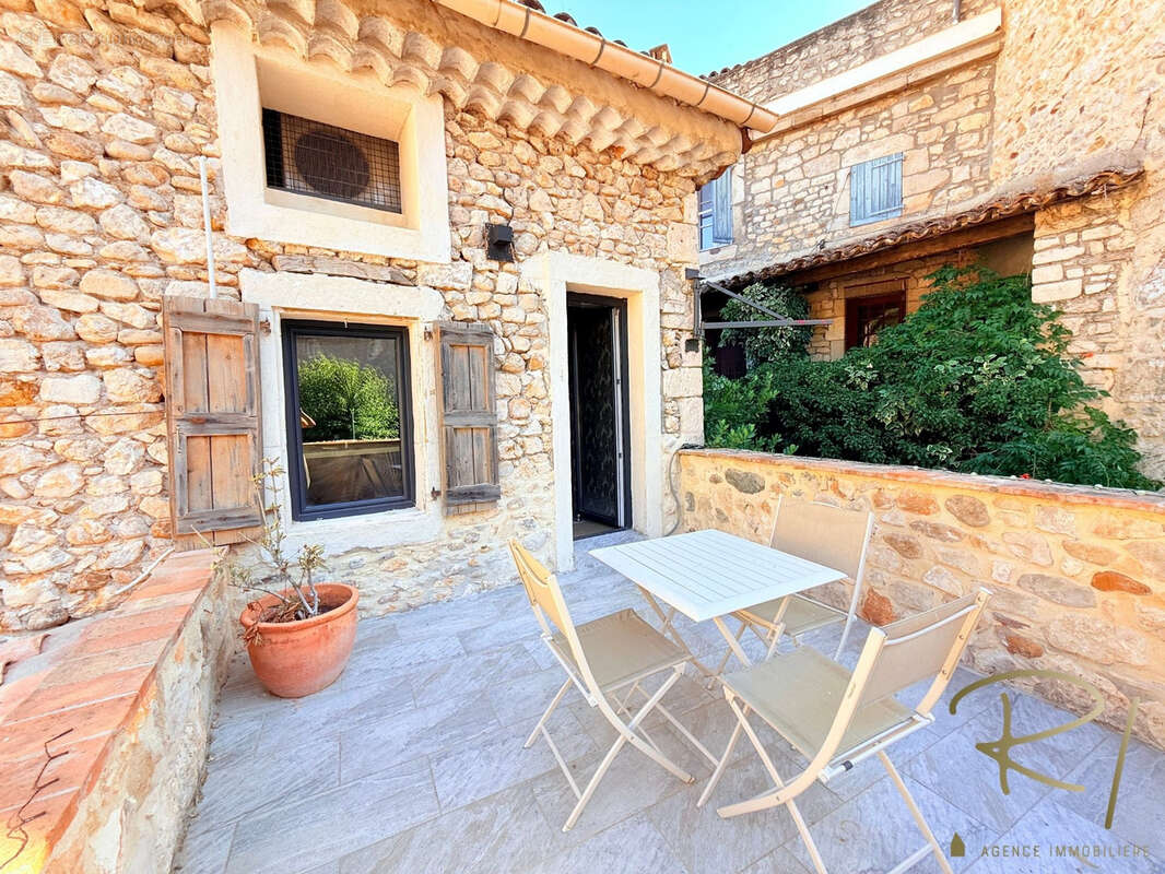 Maison à ROCHEGUDE