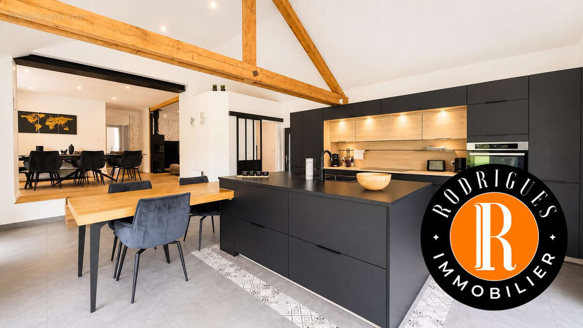 Maison 332 m² à Munster  - photo 2