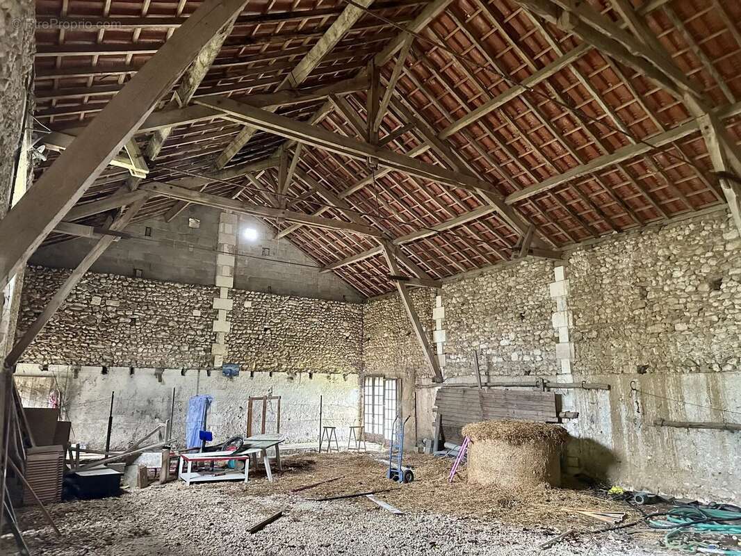 Maison à SAINT-ANDRE-DE-DOUBLE