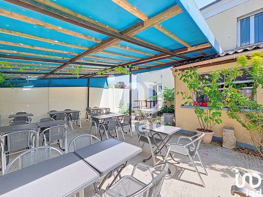 Photo 7 - Commerce à GRETZ-ARMAINVILLIERS