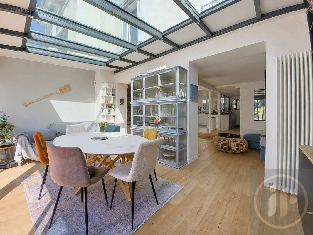 Charme d'une maison de ville et confort d'une rénovation contemporaine - photo 6