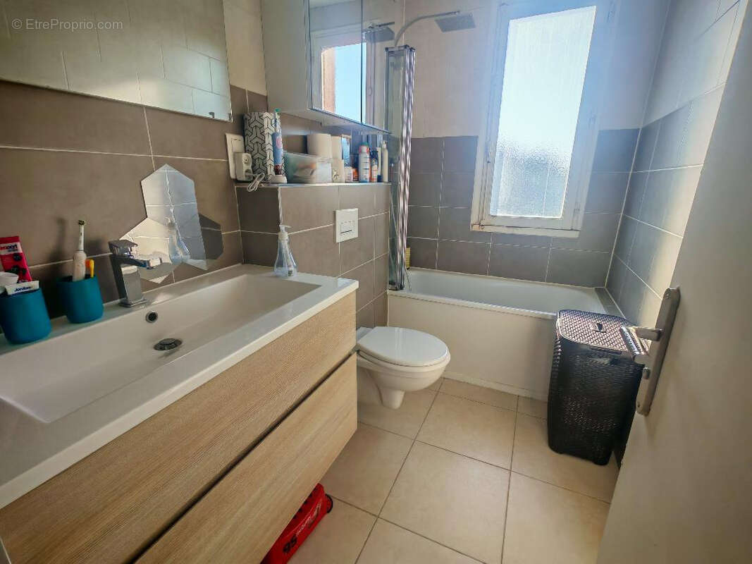 Maison à SARTROUVILLE