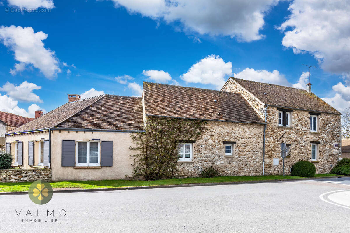 Maison à MANTES-LA-VILLE