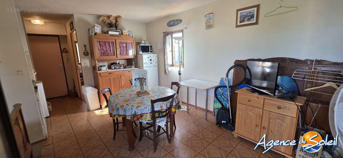 Appartement 30 m² à Fleury  - photo 8