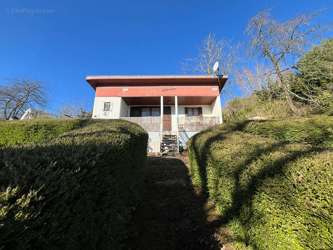 Maison à BERG-SUR-MOSELLE