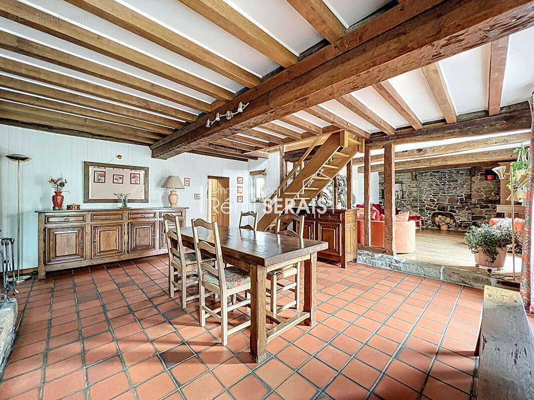 Maison à LA LANDE-PATRY