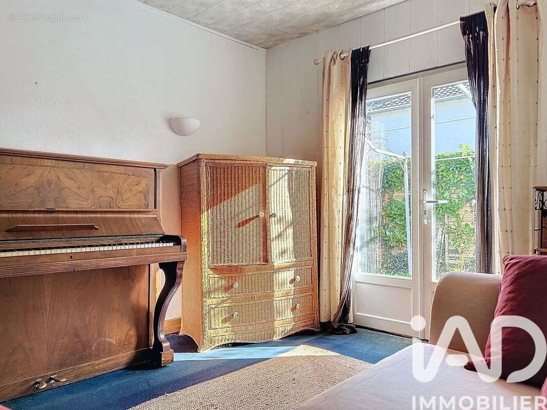 Photo 7 - Maison à MENESPLET