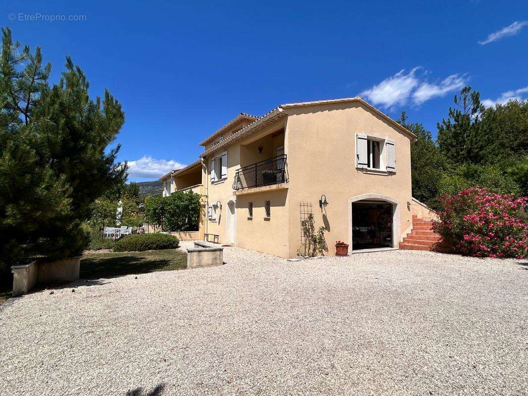 Maison À Vendre - Montbrun-les-Bains - 245 m² - photo 33