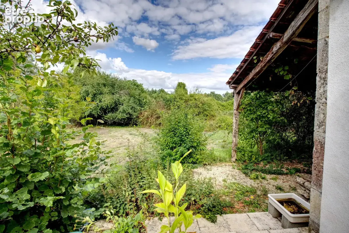 Magnifique grange rénovée avec piscine et plus d’un hectare de terrain, adapté à l’activité équestre ou petite ferme - photo 17
