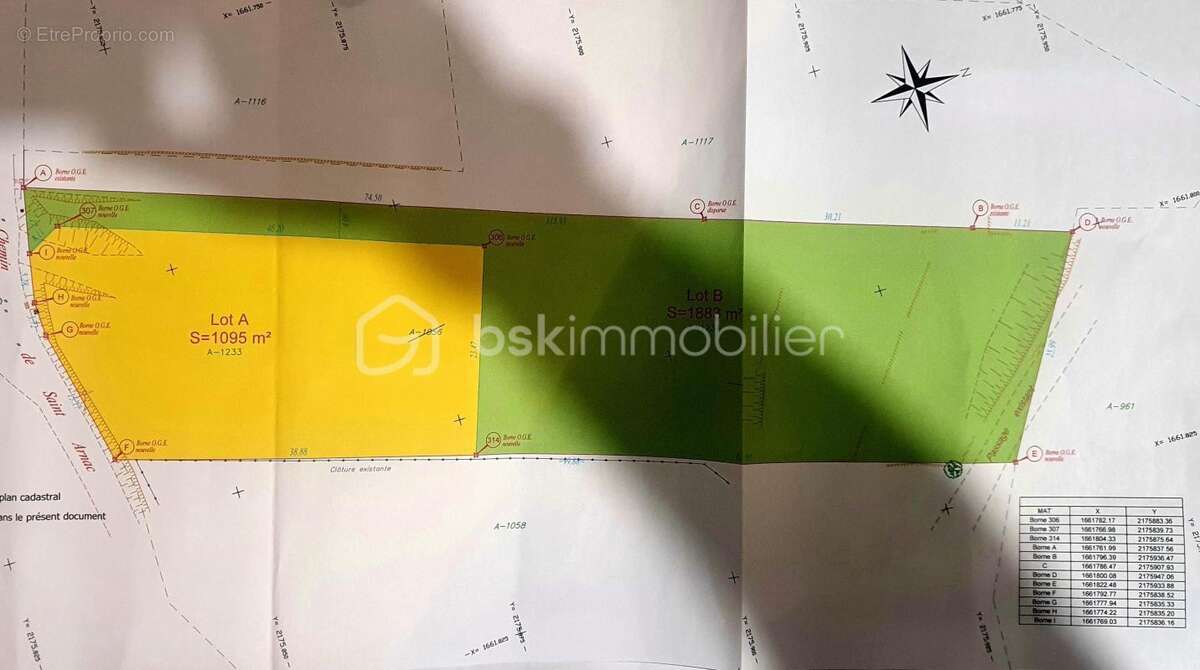 Terrain constructible - viabilisation en bordure de terrain - 1883m² - photo 5