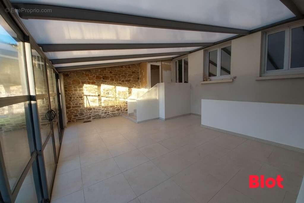 Maison à SAINT-AUBIN-DU-CORMIER