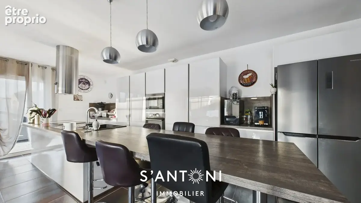 POMEROLS - Maison de plain-pied contemporaine sur parcelle de 926 m² - photo 2