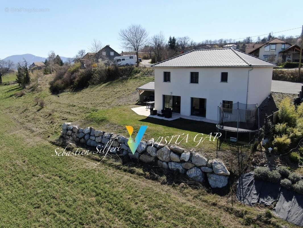 Maison à PELLEAUTIER