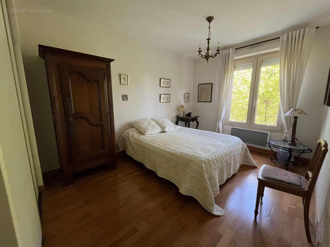 Appartement 100 m² à Angers  - photo 9