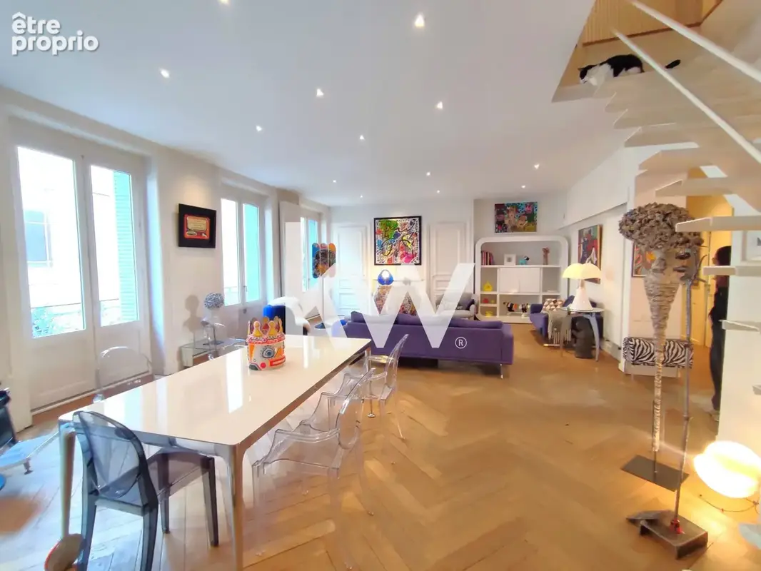 Appartement à SAINT-ETIENNE