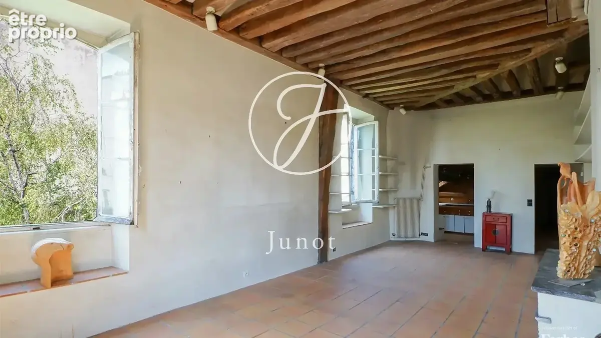 Paris 3e - CARREAU DU TEMPLE / BÉRANGER - Appartement à vendre - 3 pièces - 74,83m² Carrez - 2 chambres - Belle hauteur sous pla - photo 12
