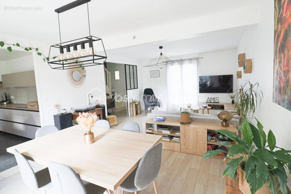 Maison à TRIEL-SUR-SEINE