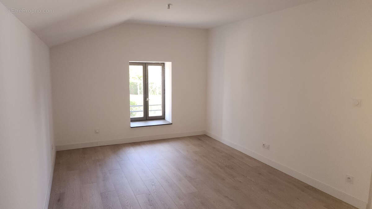 Maison à CHATILLON-SUR-CHALARONNE